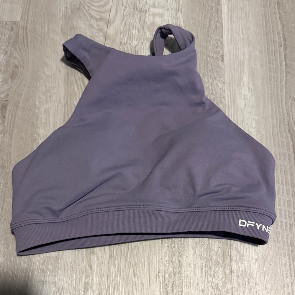 DFYNE High-Neck Sports Bra in Dusty Purple